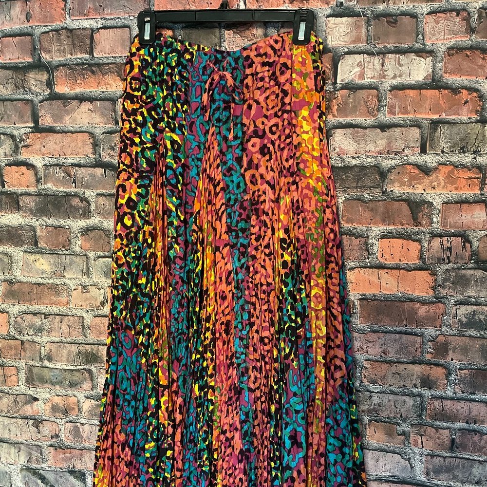 C CONCEPT - Multi-color Print A-Line Pleated Swing Midi Length Full Skirt
